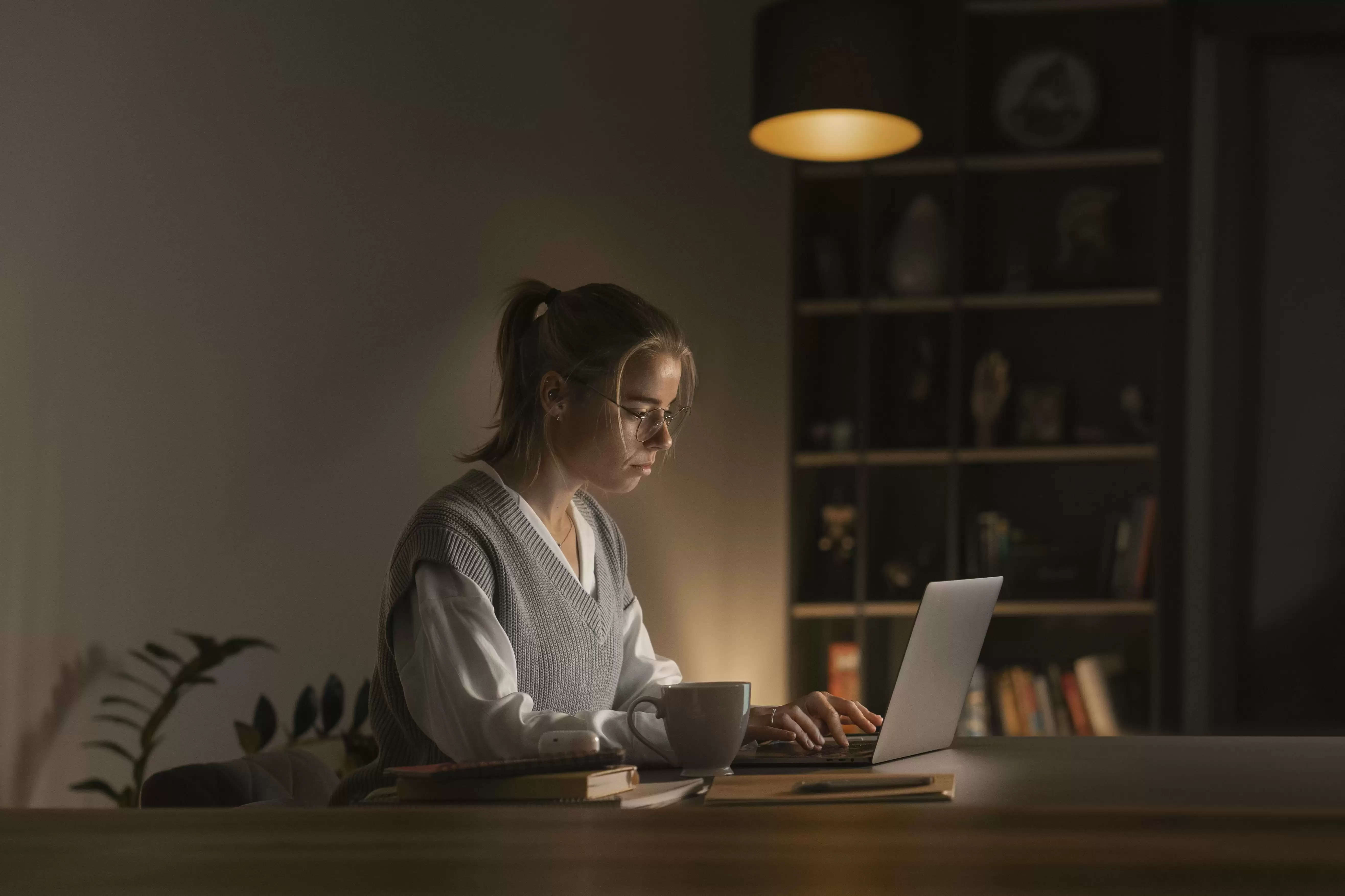 10 Highest Paying Work-from-Home Job Apps 2024